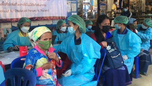 ထိုင်းကြက်ခြေနီအဖွဲ့ ကရင်နီဒုက္ခသည် ငါးထောင်ကျော် ကိုဗစ်ကာကွယ်ဆေးထိုး