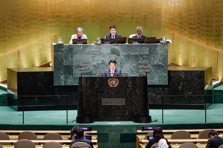 laos-un.jpg laos-un.jpg