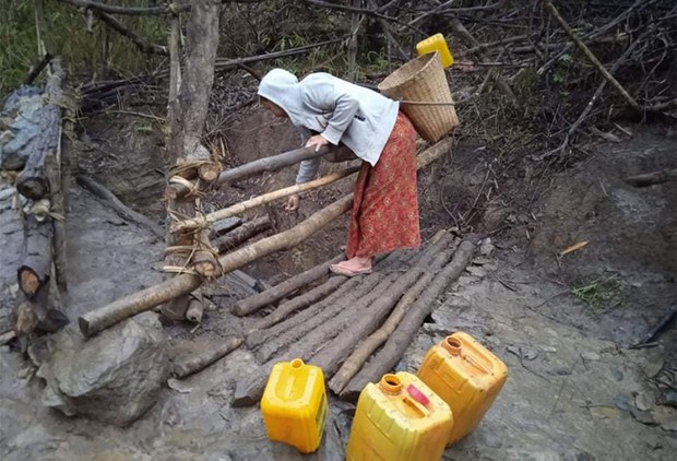 ကရင်နီ ဒုက္ခသည်များ သောက်သုံးရေ ရှားပါးမှုနဲ့ ကြုံနေရ ကရင်နီ ဒုက္ခသည်များ သောက်သုံးရေ ရှားပါးမှုနဲ့ ကြုံနေရ