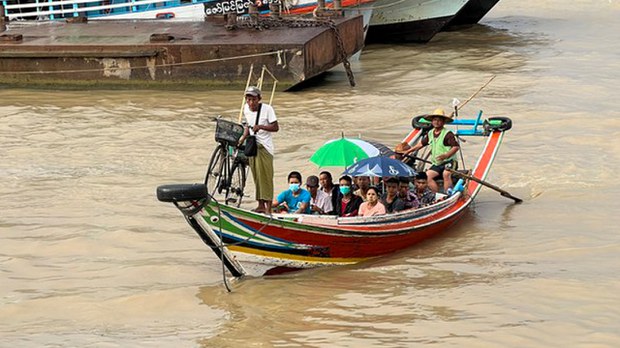 မြို့နယ်ငါးခုမှာ ညမထွက်ရအမိန့် အချိန်တိုးမြှင့်ပြီး အသွားအလာတင်းကျပ် မြို့နယ်ငါးခုမှာ ညမထွက်ရအမိန့် အချိန်တိုးမြှင့်ပြီး အသွားအလာတင်းကျပ်
