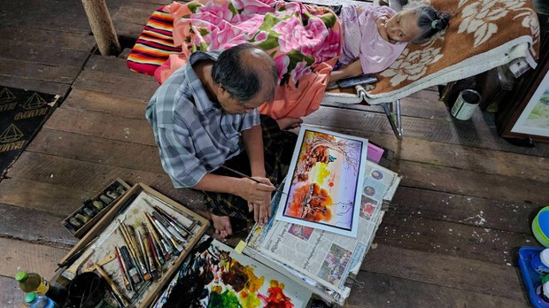 နာမကျန်းတဲ့ဇနီးသည်နဲ့ အခန်းကျဉ်းလေးထဲက မေတ္တာရှင်ပန်းချီဆရာ