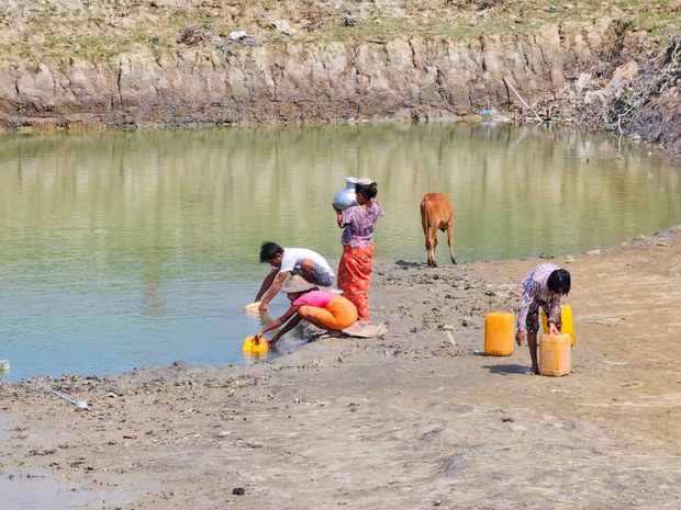 water-difficulty-sittwe-tsp-4 water-difficulty-sittwe-tsp-4