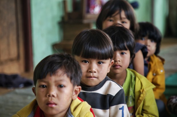 ဒီးမော့ဆိုမှာ ကိုယ်ထူကိုယ်ထ ကျောင်းပေါင်း ၁ဝဝ ကျော်ဖွင့်လှစ်ထား