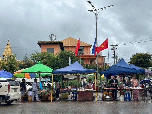 082324_lashio (12).jpeg
