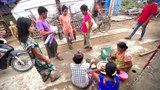 မုန်တိုင်းကြောင့် ပျက်စီးသွားတဲ့ စစ်တွေမြို့ပေါ်ဒုက္ခသည်စခန်းမှာ အကူအညီလိုအပ်နေ