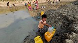 တစ်နာရီအတွင်း ရေအလုအယက်ခပ်နေရတဲ့ ရသေ့တောင်မြို့