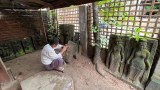 ရပ်တည်ရေး ခက်ခဲနေတဲ့ ရခိုင် ကျောက်ဆစ်ပန်းပုလုပ်ငန်း