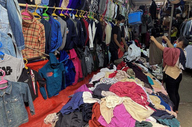 Thrift-shops-5