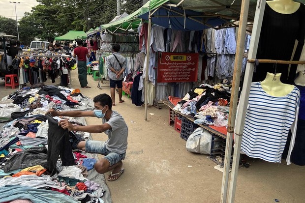 Thrift-shops-7