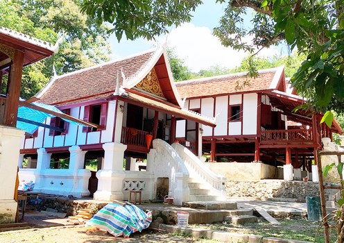 ຮູບພາບ ວັດລອງຄູນ ຢູ່ເມືອງຈອມເພັດ ແຂວງຫຼວງພຣະບາງ. ເດືອນສິງຫາ ປີ 2022.