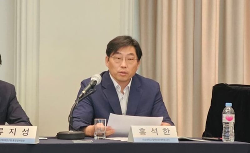 K081924dh3.jpg