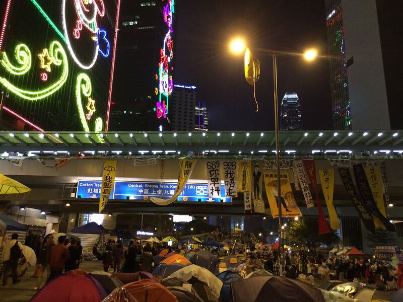 2014年港人为争取真普选发起历时三个多月的雨伞运动。(陈子非摄)