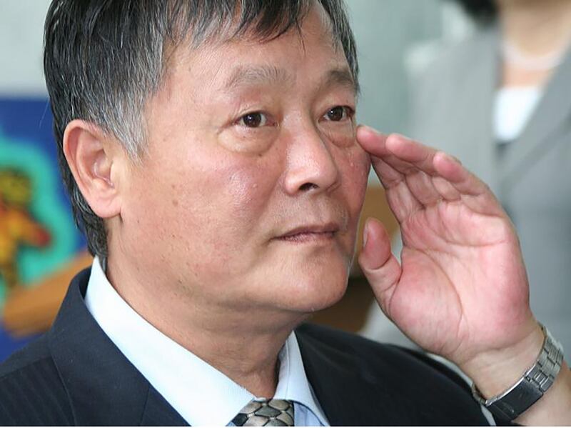 人权活动人士魏京生(图)、王丹、王军涛将召开国是会议,并为第20届"魏京生中国民主斗士奖"提名。(X截图)