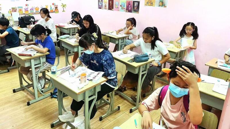 上海也有校外培训机构被关闭。(志愿者提供/记者乔龙)