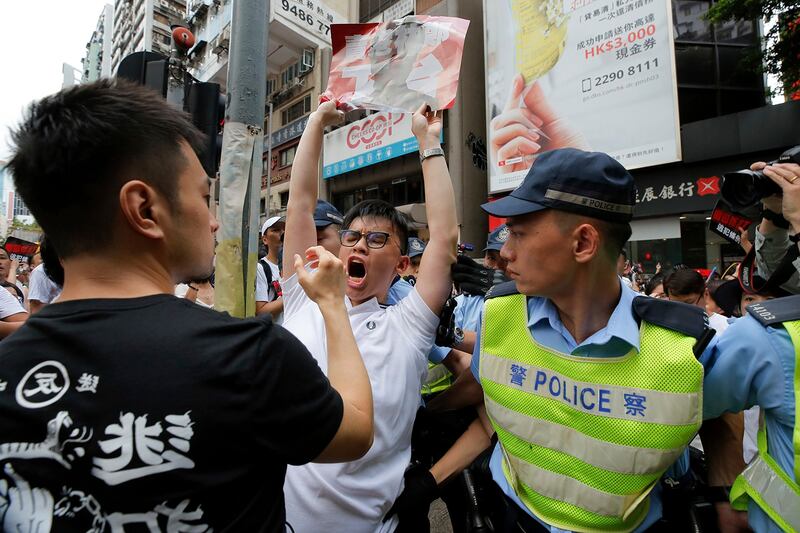 香港百万人参与的反“送中”大游行抗议现场。(美联社)