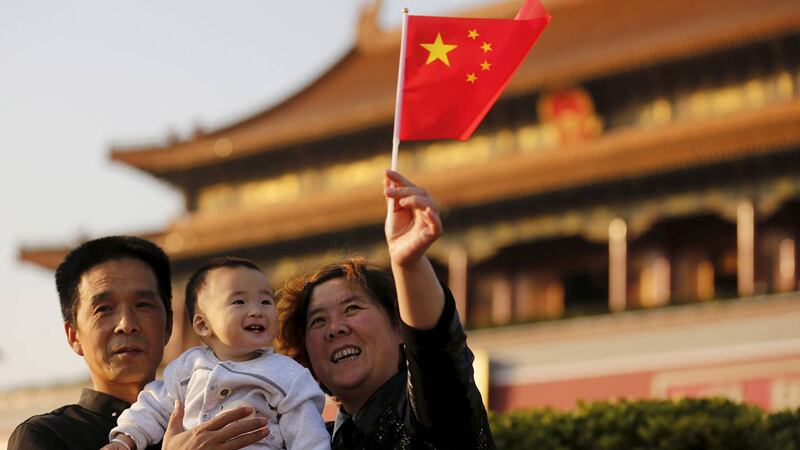 人行论文呼吁全面开放生育避免重蹈发达国家覆辙。(路透社图片)
