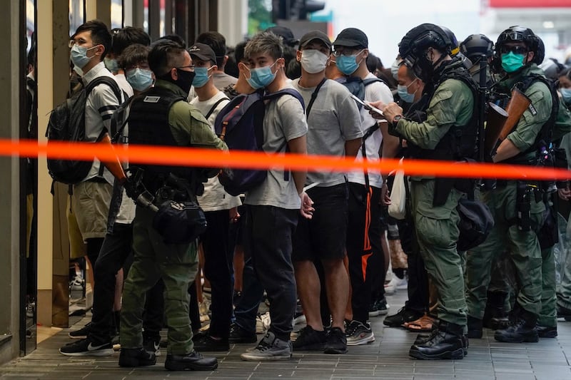 香港国安法施行之后,香港网路自由度遭紧缩,香港人自我审查情况也转趋严重。(AP)