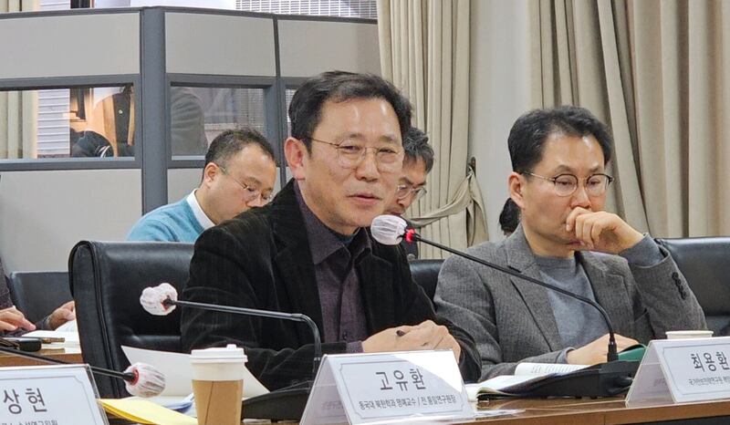 K121824dh1.jpg