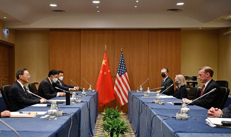 2022年3月14日,沙利文与杨洁篪在罗马举行会晤。(美联社)