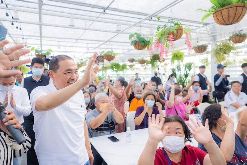 国民党总统参选人侯友宜强调,如何在政党合作上共同面对,这才是解决问题的关键。(侯友宜办公室提供)