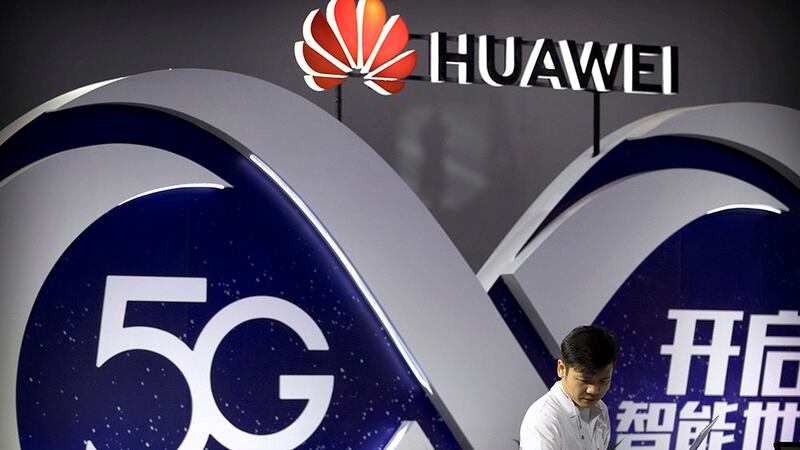 中国企业华为正在致力于开发5G技术(美联社)