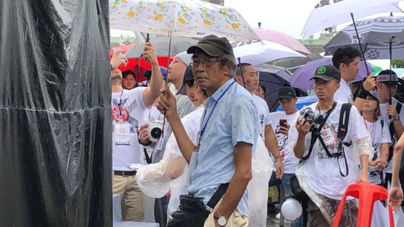 前香港铜锣湾书店店长林荣基呼吁台湾人以行动拒绝红色媒体。(记者夏小华摄)