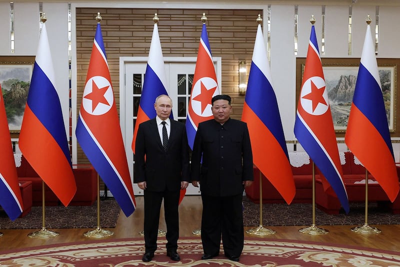 2024年6月19日,俄罗斯总统普京与朝鲜领导人金正恩在平壤会晤。(Sputnik/Kristina Kormilitsyna/Kremlin via Reuters)