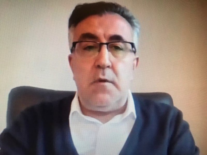 议员寇塞乐(Sadik Köksl)表示,1970年以来,新疆境内维吾尔族人口比重从94%下降到49%。(蔡凌摄影)