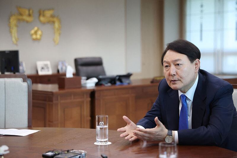 韩国总统尹锡悦2023年4月19日在首尔接受路透社专访(路透社)