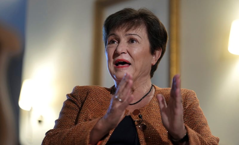 国际货币基金组织(IMF) 总裁克里斯塔利娜·格奥尔基耶娃(Kristalina Georgieva)日前指出,中国放宽封控的过程相当混乱,而消费者仍对疫情感到担心。(美联社图片)