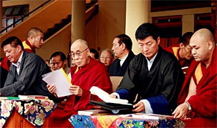 བཙན་བྱོལ་བོད་མིའི་མང་གཙོ་དུས་དྲན་༥༢། བཙན་བྱོལ་བོད་མིའི་མང་གཙོ་དུས་དྲན་༥༢།