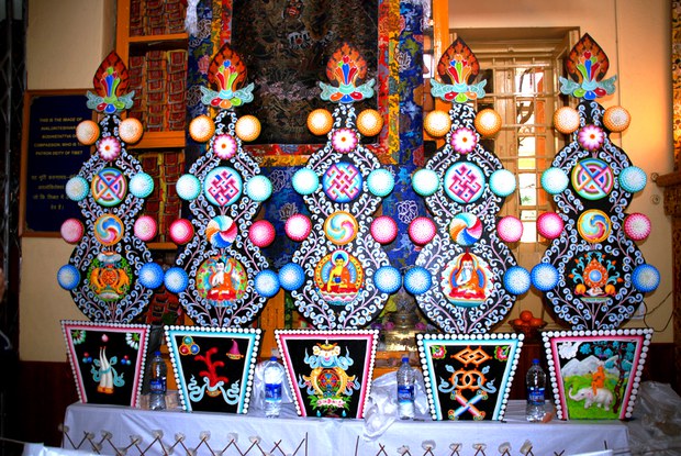 ༸གོང་ས་མཆོག་སྨོན་ལམ་ཚོགས་མགོན་དུ་ཆིབས་བསྒྱུར།