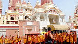 བཞུཊ་སྒར་ནས་ལྡི་ལི་བར་ཞི་བའི་གོམ་བགྲོད།