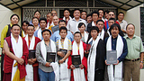 བོད་མི་ཆབ་སྲིད་བཙོན་ཟུར་བ་རྣམས་ལ་འཚམས་འདྲི།