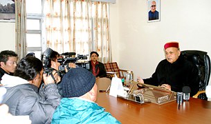 ཧི་མ་ཅལ་སྤྱི་ཁྱབ་བློན་ཆེན་ནས་གསར་འགོད་གསལ་བསྒྲགས། ཧི་མ་ཅལ་སྤྱི་ཁྱབ་བློན་ཆེན་ནས་གསར་འགོད་གསལ་བསྒྲགས།