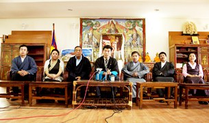 བཀའ་བློན་གསར་པ་རྣམ་པའི་ཐུགས་འགན་ཆ་བགོས་གནང་ཡོད་པ། བཀའ་བློན་གསར་པ་རྣམ་པའི་ཐུགས་འགན་ཆ་བགོས་གནང་ཡོད་པ།