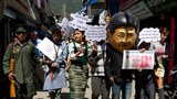 གཞུང་འབྲེལ་མ་ཡིན་པའི་ཚོགས་པ་ཁག་ནས་ངོ་རྒོལ།