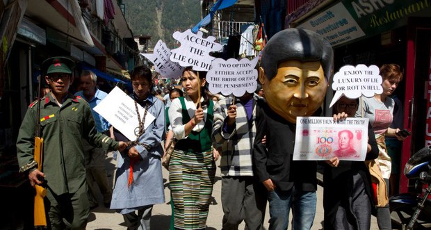 གཞུང་འབྲེལ་མ་ཡིན་པའི་ཚོགས་པ་ཁག་ནས་ངོ་རྒོལ། གཞུང་འབྲེལ་མ་ཡིན་པའི་ཚོགས་པ་ཁག་ནས་ངོ་རྒོལ།