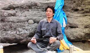 ཚེ་རིང་དབང་རྒྱལ་ལགས་སུ་ཁྲིམས་བཅད། ཚེ་རིང་དབང་རྒྱལ་ལགས་སུ་ཁྲིམས་བཅད།
