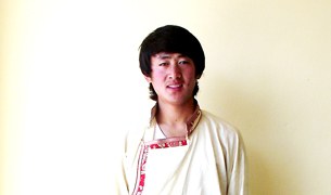 རྒྱ་མིའི་བཙོན་ཁང་ནང་གཅར་རྡུང་བཏང་སྟངས་སྐོར་ངོ་སྤྲོད། རྒྱ་མིའི་བཙོན་ཁང་ནང་གཅར་རྡུང་བཏང་སྟངས་སྐོར་ངོ་སྤྲོད།