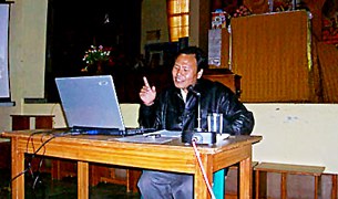 སྤྱི་འཐུས་འོས་མི་བསོད་ནམས་རྒྱ་མཚོ་ལཊ་དང་གླེང་མོལ། སྤྱི་འཐུས་འོས་མི་བསོད་ནམས་རྒྱ་མཚོ་ལཊ་དང་གླེང་མོལ།