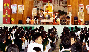 ཆོས་རིག་བཀའ་བློན་མཆོག་རཇ་པུར་ལ་ཕེབས་པ། ཆོས་རིག་བཀའ་བློན་མཆོག་རཇ་པུར་ལ་ཕེབས་པ།