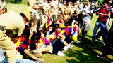 ལྡི་ལི་རུ་བོད་རིཊ་སློབ་མ་ཁག་ནས་ངོ་རྒོལ།