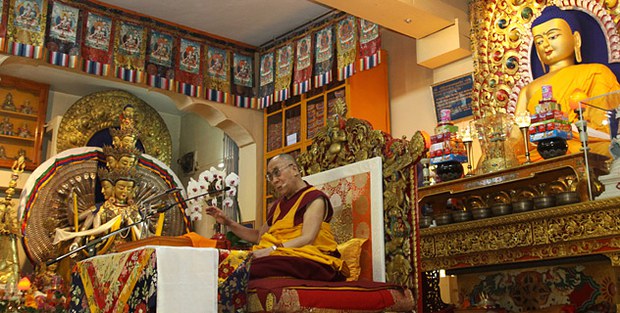 ལམ་གཙོ་རྣམ་གསུམ་གྱི་གསུང་ཆོས་ཉིན་གཉིས་པ། ལམ་གཙོ་རྣམ་གསུམ་གྱི་གསུང་ཆོས་ཉིན་གཉིས་པ།