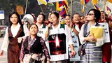 རྒྱ་གར་གྱི་རྒྱལ་ས་ལྡི་ལི་རུ་བོད་མི་༣༥༠༠ལྷག་ནས་ངོ་རྒོལ།