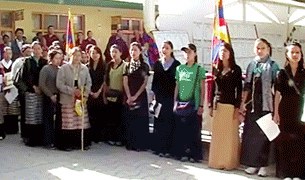 བུད་མེད་ཀྱི་སྒེར་ལངས་༥༢པ། བུད་མེད་ཀྱི་སྒེར་ལངས་༥༢པ།