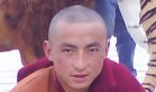 རྔ་བ་ཀརྟི་དགོན་པའི་གྲྭ་བློ་བཟང་རིན་ཆེན་འཛིན་བཟུང། རྔ་བ་ཀརྟི་དགོན་པའི་གྲྭ་བློ་བཟང་རིན་ཆེན་འཛིན་བཟུང།