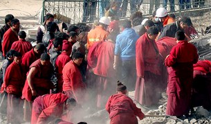 རྒྱ་གཞུང་གིས་རོགས་སྐྱོར་བྱེད་མཁན་གྲྭ་བ་རྣམས་ལ་བཀའ་ཁྱབ། རྒྱ་གཞུང་གིས་རོགས་སྐྱོར་བྱེད་མཁན་གྲྭ་བ་རྣམས་ལ་བཀའ་ཁྱབ།