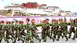 ཁང་མིག་རེ་རེ་བཞིན་ཞིབ་འཇུག་བྱས་པ།