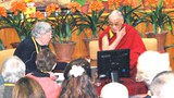 ནང་ཆོས་དང་ཚན་རིག་བར་བགྲོ་གླེང༌།